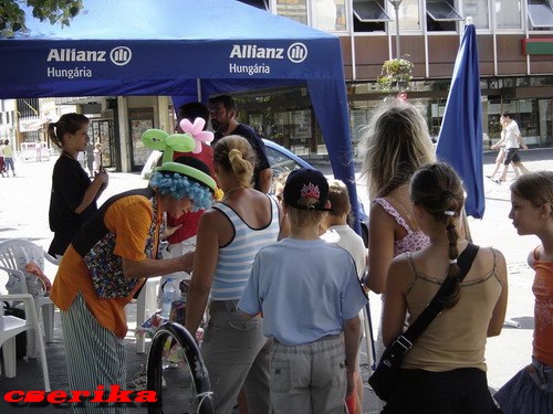 lufibohóc,lufihajtogató bohóc, arcfestő, arcfestés