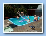 M�g t�bb k�p...