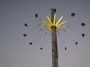 Thumbnail shows lightbox, image name shows slide