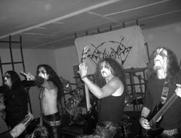 klikk a teljes m&eacute;ret&eacute;rt