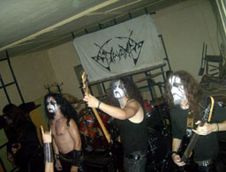 klikk a teljes m&eacute;ret&eacute;rt