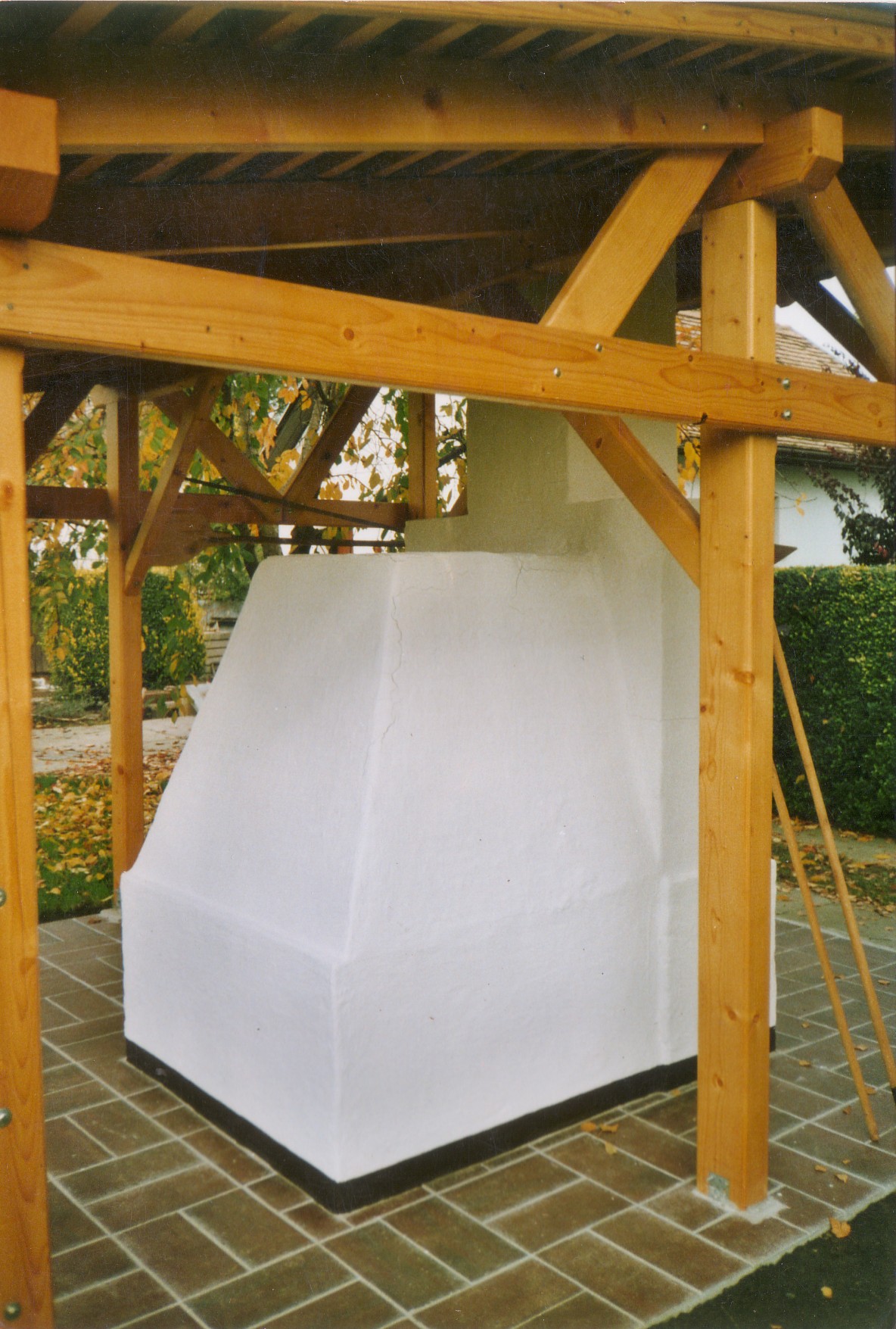 Udvari kemence h&aacute;tulr&oacute;l