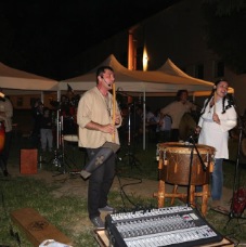 koncert10407375_750678344990535_2101223739320320865_n