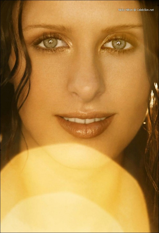 nicky-hilton-07.jpg