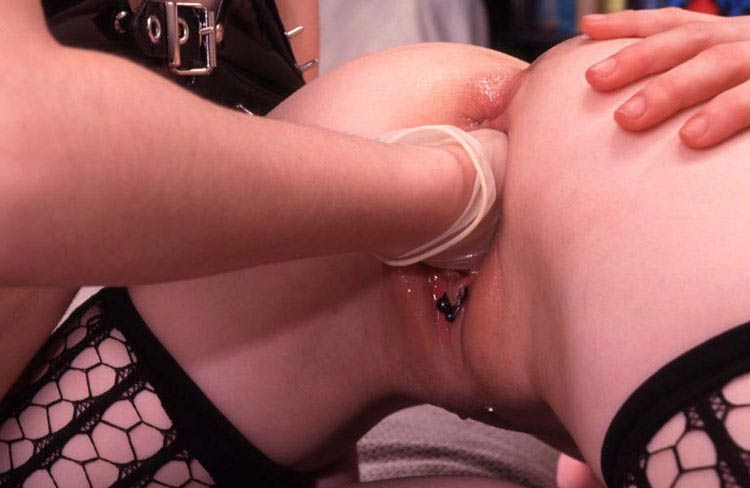 fisting-pics-029.jpg