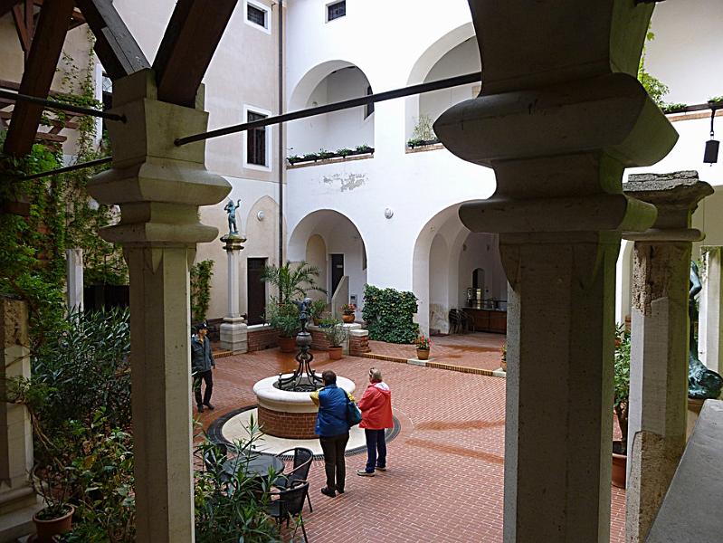 P1110349.JPG