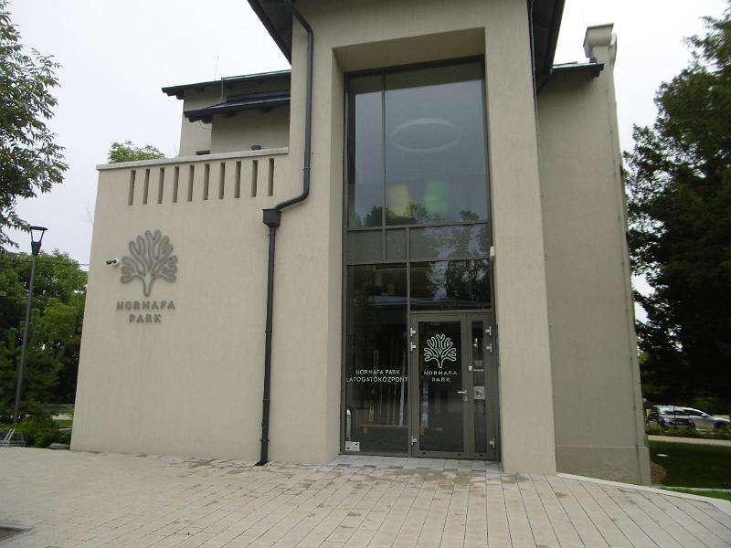 P1080577.JPG