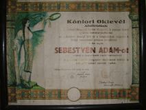 Az eredeti diploma a 14 ves kntornak
