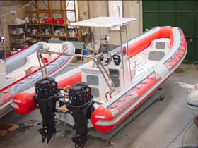 ASSO Open 75 gumics&oacute;nak iker k&uuml;lmotorral