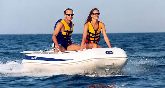 Grand Corvette cs&oacute;nak