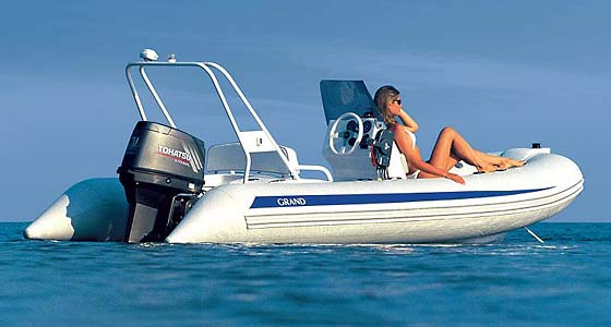 Grand Golden Line Rider motorcs&oacute;nak, Tohatsu motor