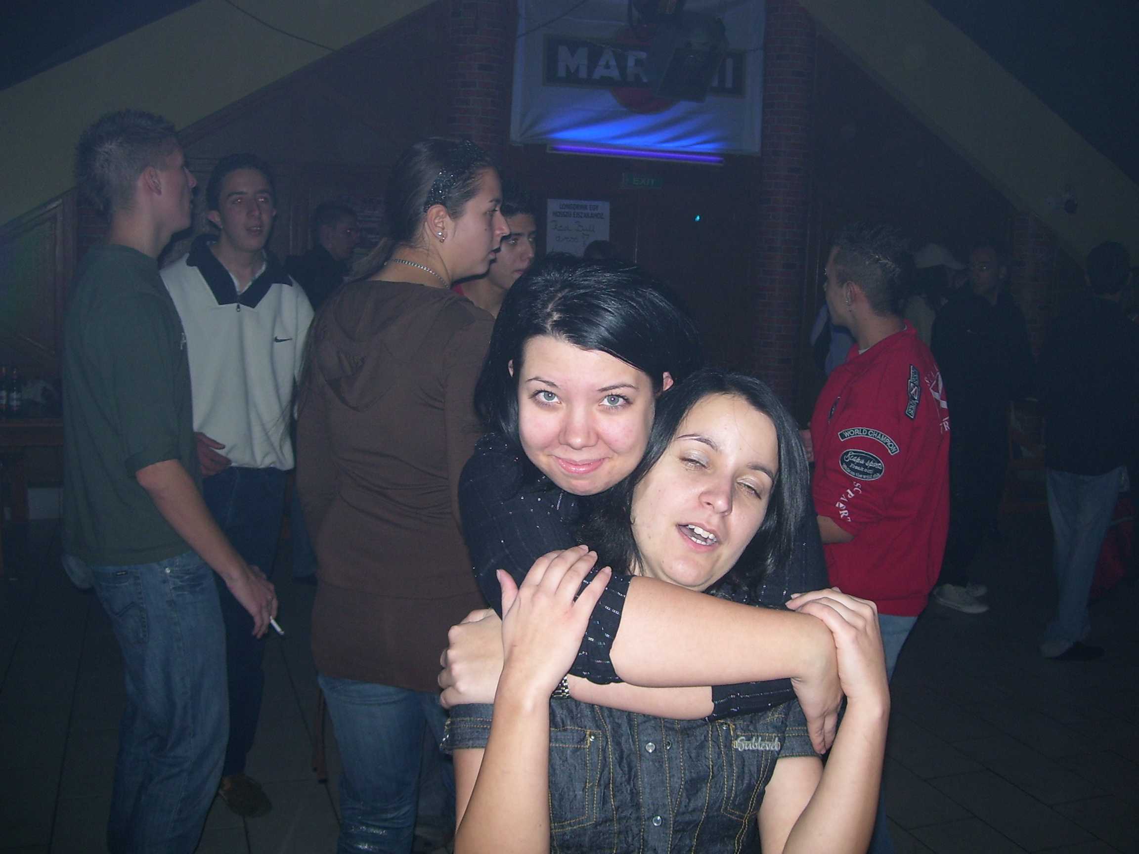 BEZ�R�S!