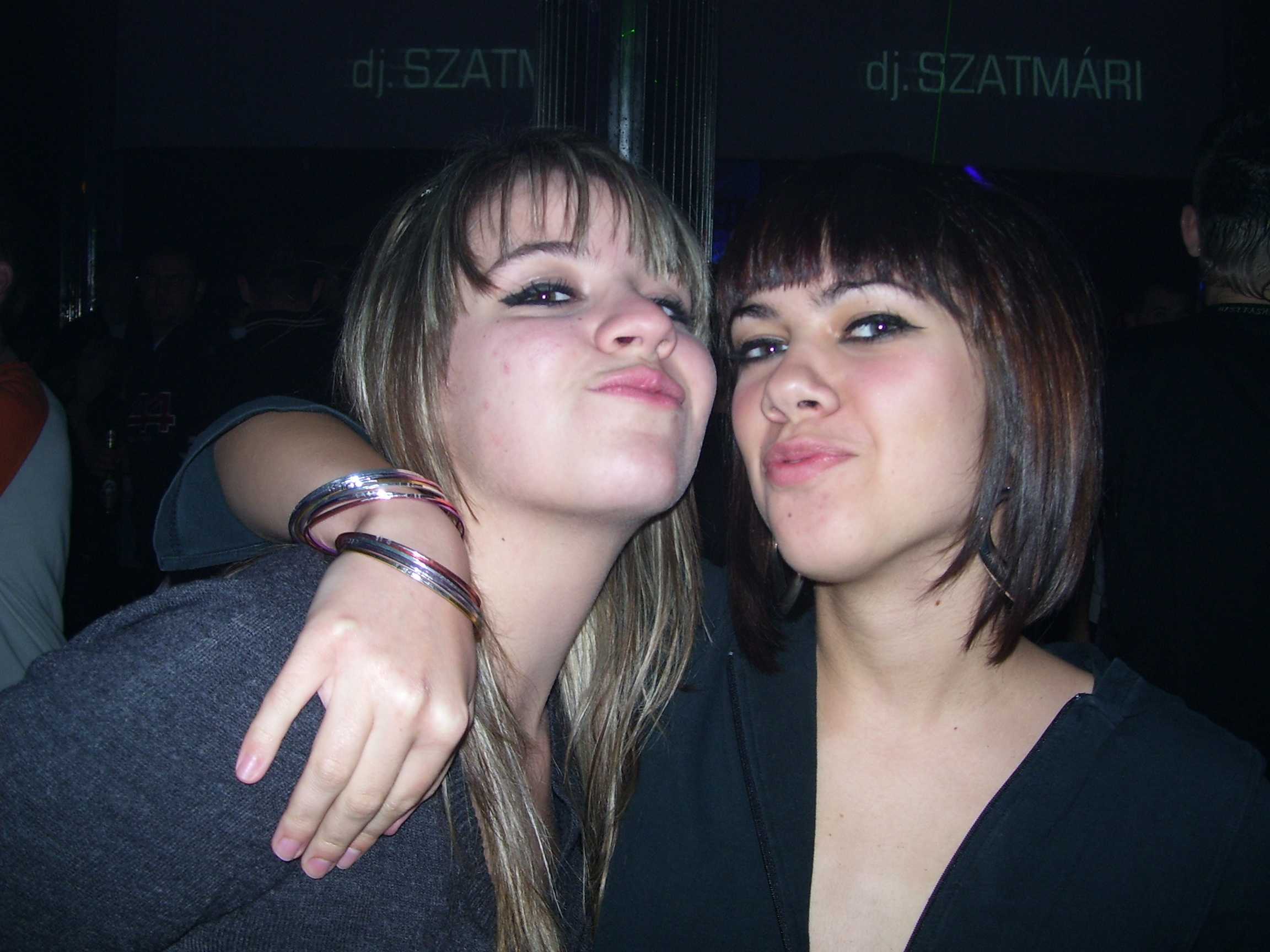 BEZ�R�S!