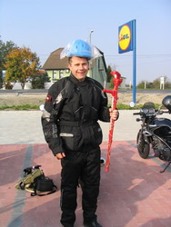 Fisi a falusi bicikliversenyz�... verseny ut�n :PPP