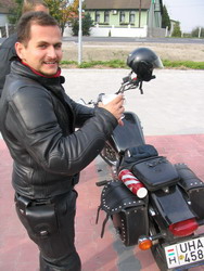 kicsiZ a teaoszt� kisiparos :)