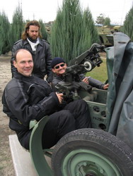 A M�kus �rs hadba megy :D