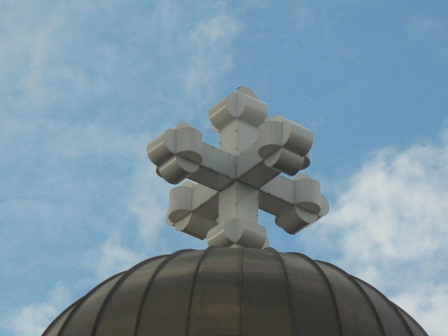 47a kp: trkereszt a budapesti kopt
          keresztny templomon.