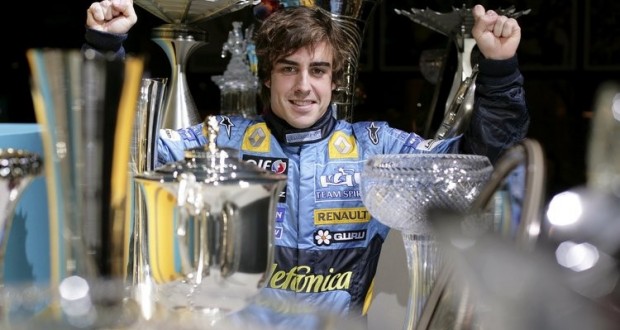 14-alonso_champion-trophies_renault-750x500