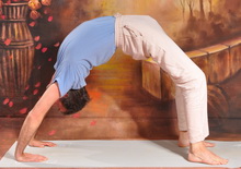 Chakrasana-Keréktartás