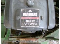 Ransomes 16 Le 2 henger 3 keses elol ....jpg