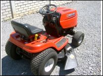 Troy Bilt 17,5 Le 107 cm vagas...jpg