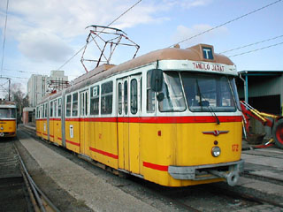 172-es Oktat s mrkocsi  Fot:Dobos Rbert