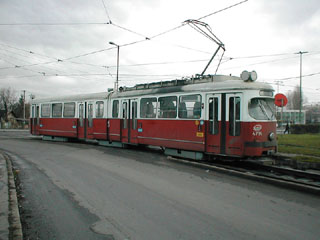   180 /4714/ Fot:Dobos Rbert