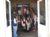 picture009_small.jpg
