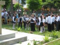 picture042_small.jpg