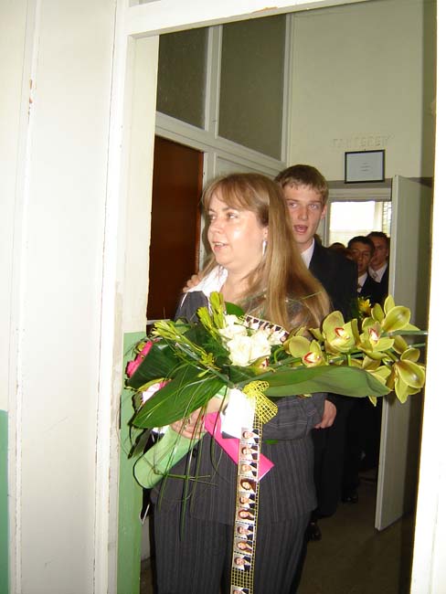 075