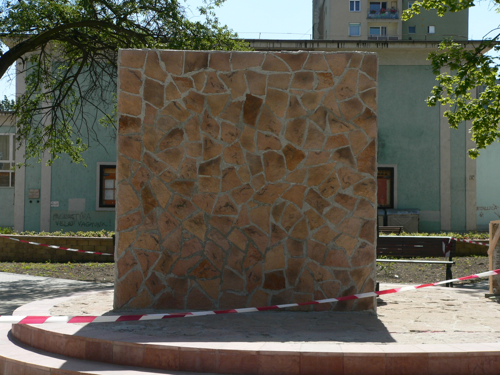 • Kazincbarcika, Egressy tr, filmforgats, Johann Wolfgang von Goethe, szobor •  • gg630504 cc-by-nc-sa