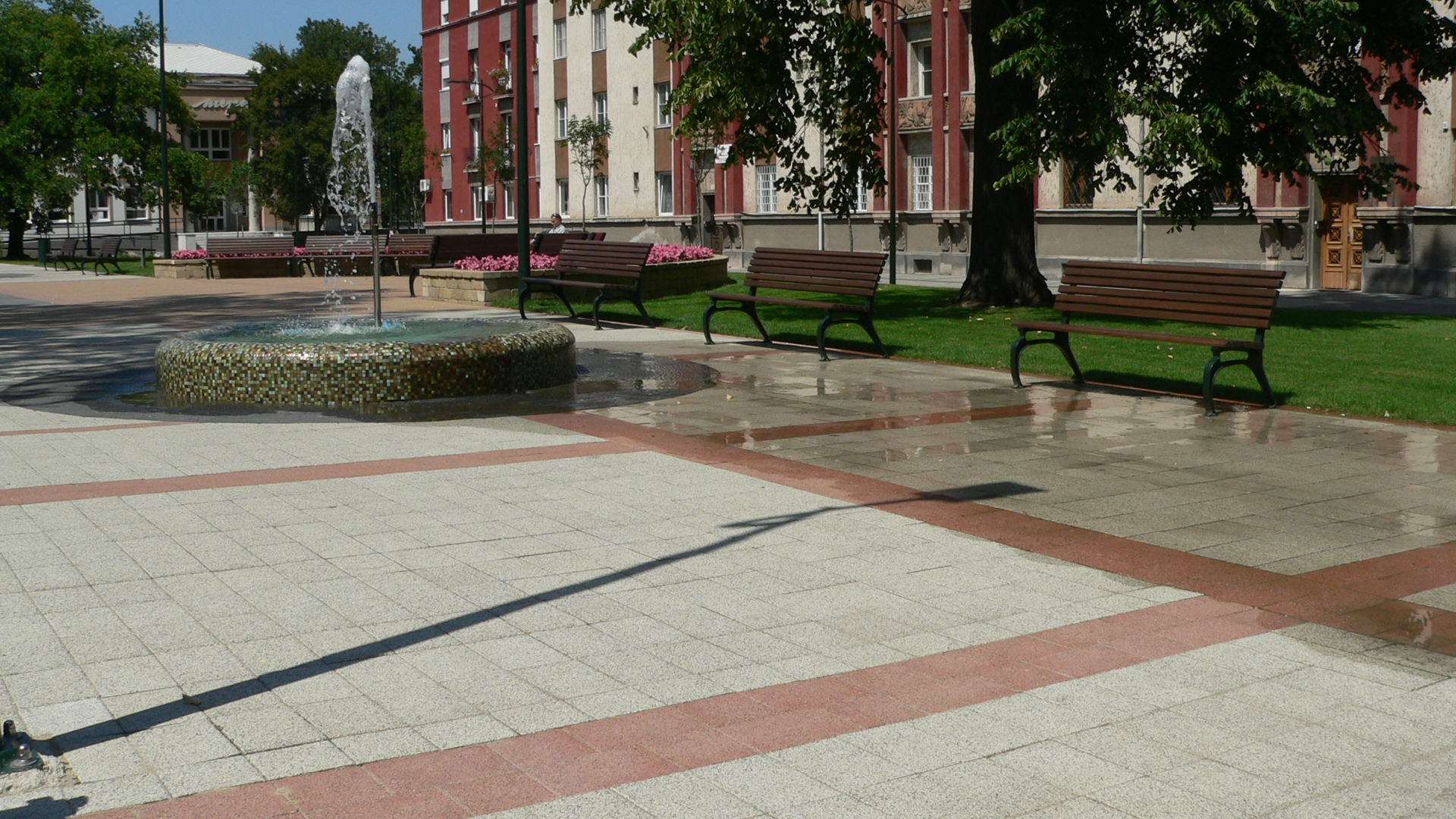  • Kazincbarcika, Rkczi tr, szkkt •  • gg630504 cc-by-nc-sa