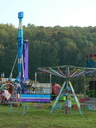  • Kazincbarcika, Csnakz-t, Felvonulsi tr, Fder Vidmpark •  • gg630504 cc-by-nc-sa