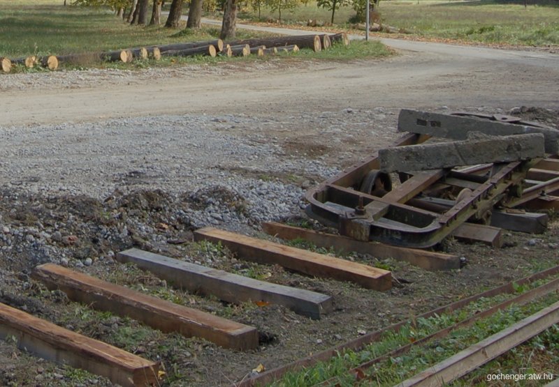 Almamellki klnvonatozs 2007 - 01.jpg