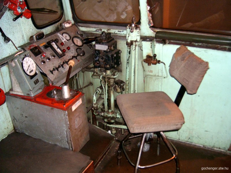 M43 1108 vezetlls 07.jpg