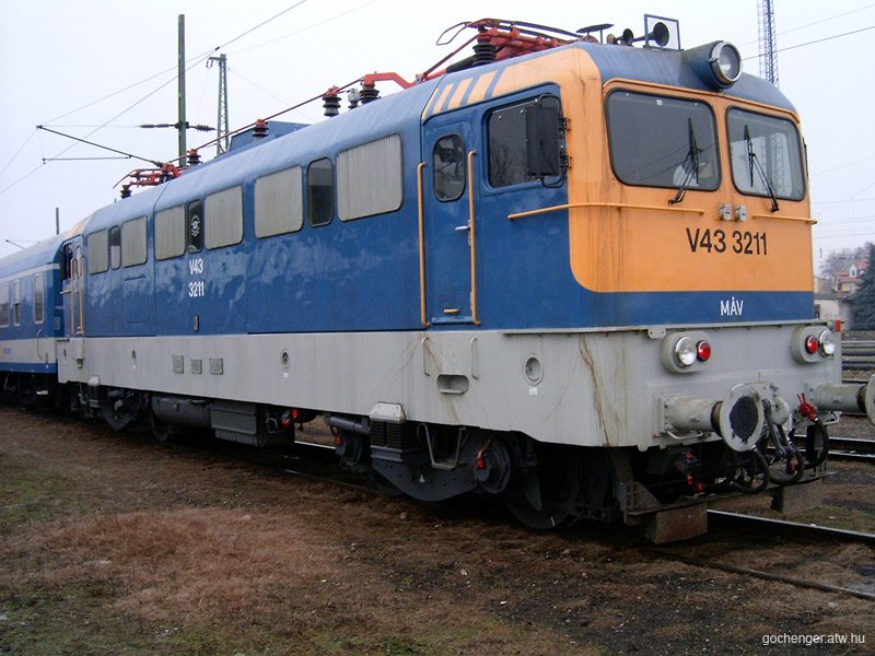 Az els Halberstadti vezrlkocsi Pcsen 01.jpg