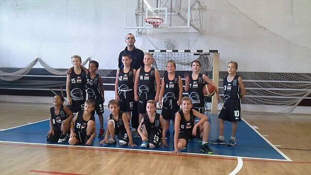 dinok