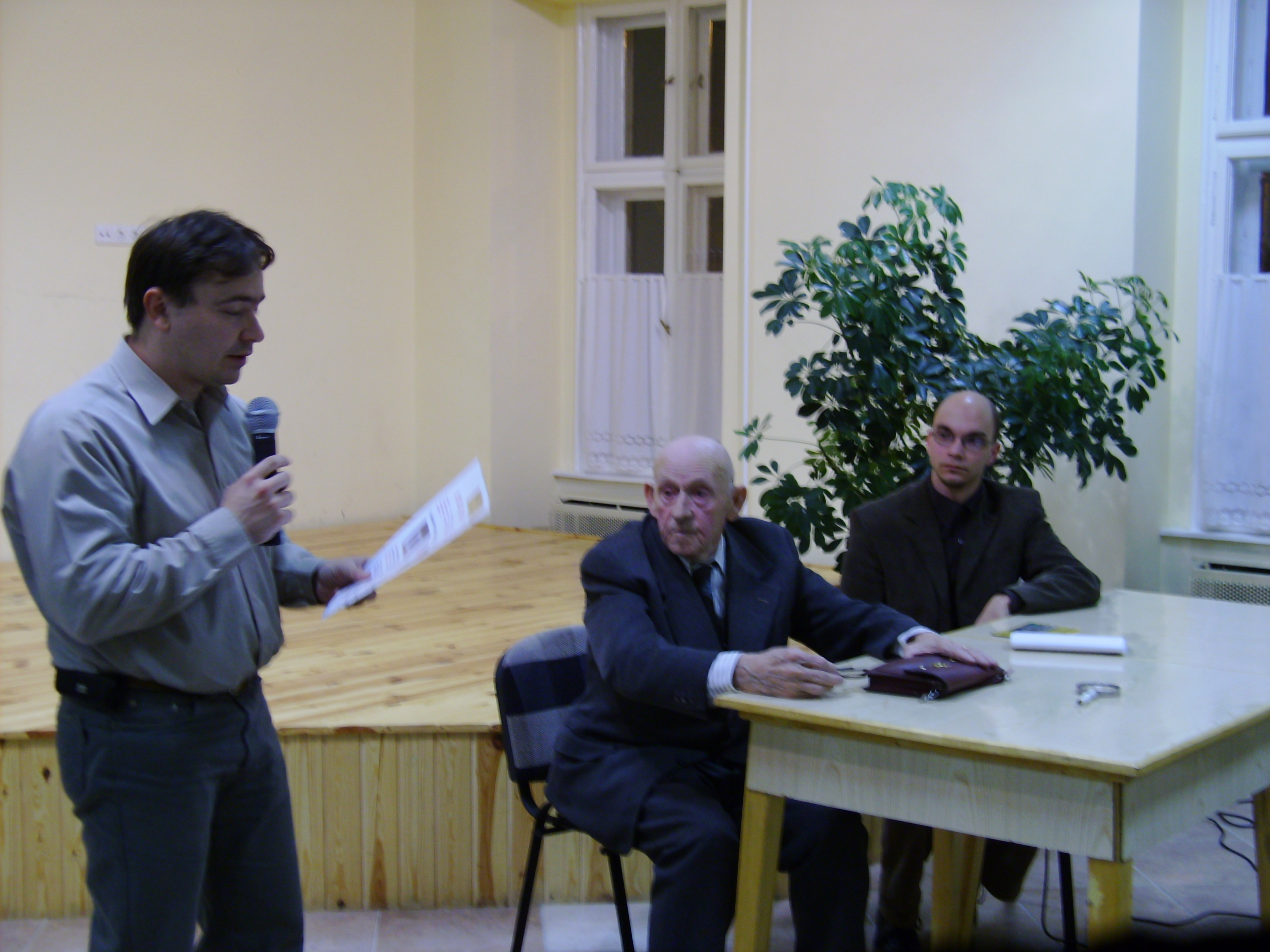 Eladás Brejska Károly - Kommunizmus - Fidelitas Gyulai Csoportja 2009