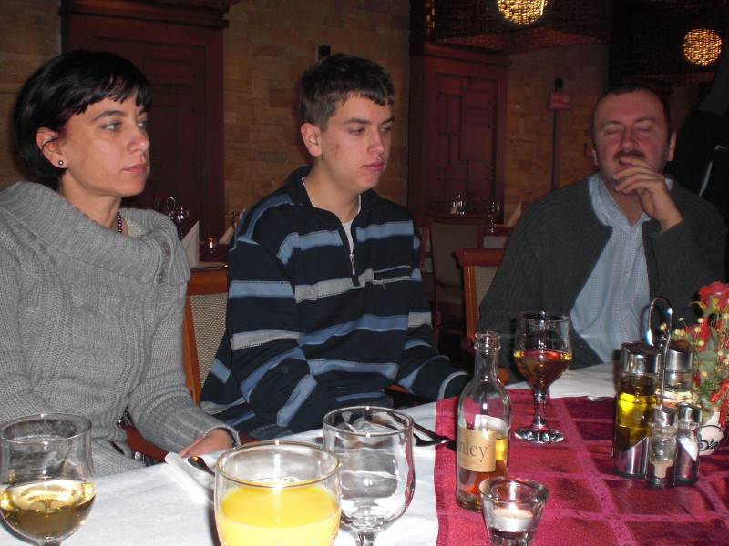 2009_37