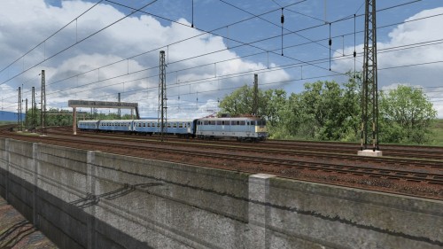 Screenshot_Magyarország 40-es vonal_47.48790-19.11085_12-06-34.jpg