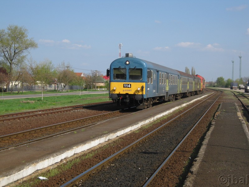 bdt-114.JPG
