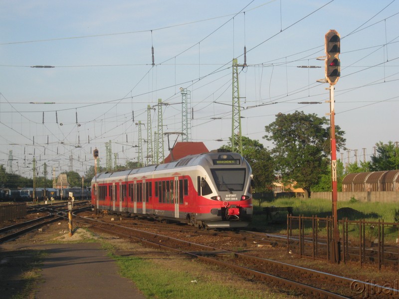 5341-044(2).JPG