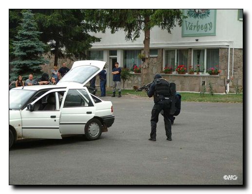 Mvc-047f