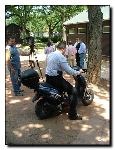 Mvc-005f