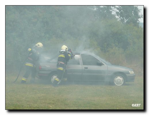 Mvc-016f