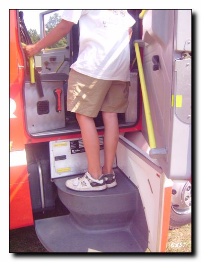 Mvc-078f
