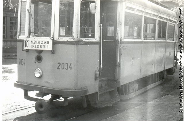 2001.jpg