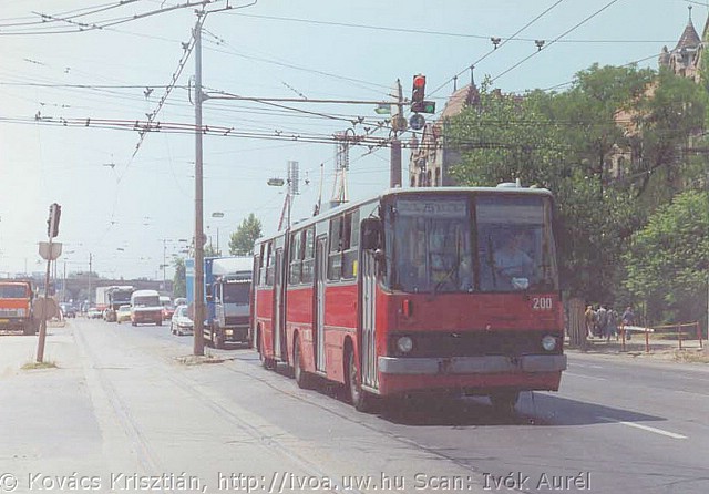 tr18.jpg