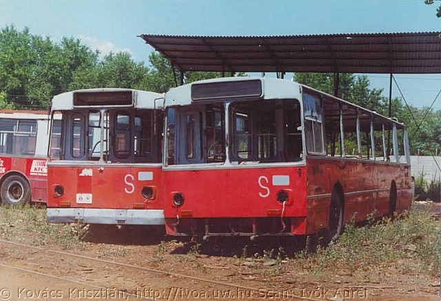 tr4.jpg