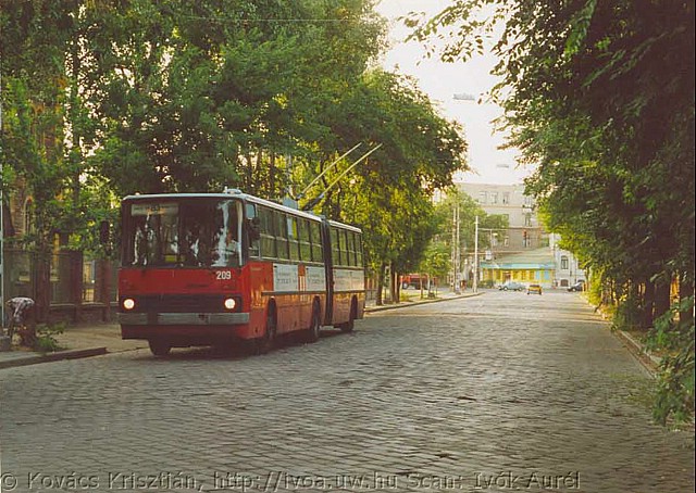 tr8.jpg